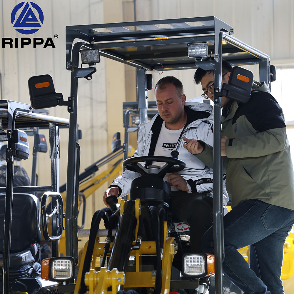Spanish customers come to our factory to test the machine