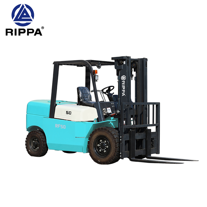 FORKLIFT